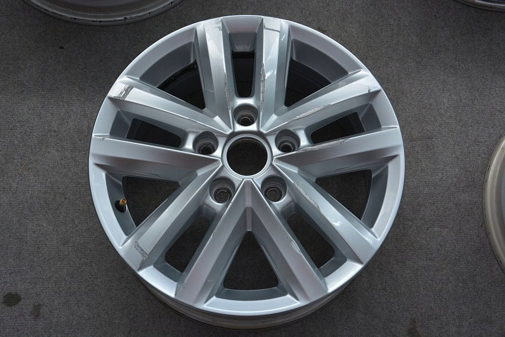 1x Alufelge 16 Zoll 6.5" 5x120 62ET Glanz Silber 2H0071496C Vw Rim Wheel FEL7637437460dv