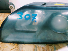 Load image into Gallery viewer, Frontscheinwerfer Volvo S40 V50 30698652 Xenon Links Scheinwerfer Headlight SCH1422039094xj