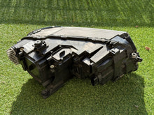 Laden Sie das Bild in den Galerie-Viewer, Frontscheinwerfer VW Tiguan Allspace 5NN941081C Links Scheinwerfer Headlight