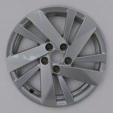 Load image into Gallery viewer, 1x Alufelge 15 Zoll 5.5&quot; 5x100 40ET 2G0601025BB VW Polo Rim Wheel