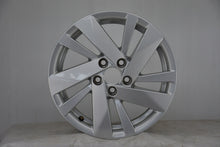 Load image into Gallery viewer, 1x Alufelge 15 Zoll 5.5&quot; 5x100 40ET 2G0601025BB VW Polo Rim Wheel