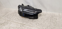 Laden Sie das Bild in den Galerie-Viewer, Frontscheinwerfer Audi E-Tron 89A941036D LED Rechts Scheinwerfer Headlight