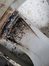 Load image into Gallery viewer, 1x Alufelge 17 Zoll 7.5&quot; 4x108 27ET Glanz Silber 9670292277 Citroën Rim Wheel