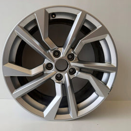 1x Alufelge 18 Zoll 8S0601025AN Audi Tt Rim Wheel FEL8957377488za
