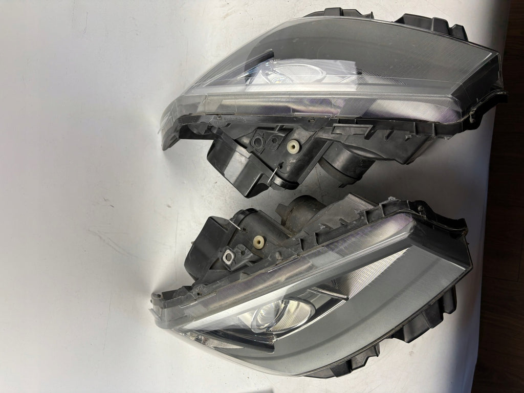 Frontscheinwerfer Renault Megane II 7701064023 Xenon Ein Satz Headlight SCH9328818719wb
