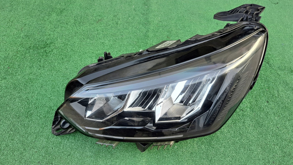 Frontscheinwerfer Peugeot 208 90200109 LED Links Scheinwerfer Headlight