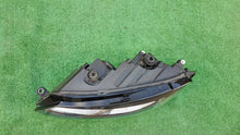 Load image into Gallery viewer, Frontscheinwerfer VW Touran 30126820300 Links Scheinwerfer Headlight