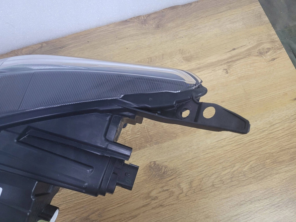 Frontscheinwerfer Ford Transit Custom PZ3113E014CB 149R0063600022920704 Rechts