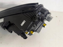 Laden Sie das Bild in den Galerie-Viewer, Frontscheinwerfer Skoda Karoq 57B941010 LED Rechts Scheinwerfer Headlight SCH2468199050hp