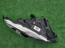 Laden Sie das Bild in den Galerie-Viewer, Frontscheinwerfer Volvo Xc60 31420250 Rechts Scheinwerfer Headlight SCH5339117054fp