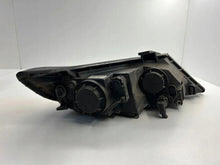 Laden Sie das Bild in den Galerie-Viewer, Frontscheinwerfer Kia Sorento I 92101-2P040 Links Scheinwerfer Headlight SCH5319006483ss