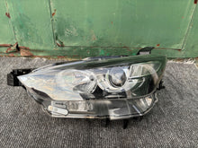 Load image into Gallery viewer, Frontscheinwerfer Mazda Cx3 Cx-3 65047HB3 Links Scheinwerfer Headlight SCH2736387866bm