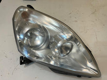 Laden Sie das Bild in den Galerie-Viewer, Frontscheinwerfer Opel Zafira B 13260845 Rechts Scheinwerfer Headlight