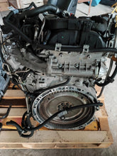 Load image into Gallery viewer, Motor Mercedes-Benz W204 A651 2.2 CDI 200TKm 2013 Diesel Engine Komplett