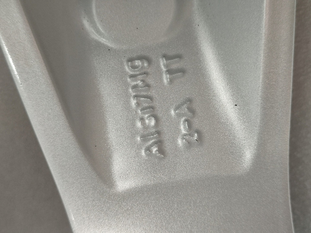 1x Alufelge 19 Zoll 7.0" 5x112 43ET Glanz Silber 83A601025N Audi Q3 Rim Wheel FEL7621431096fc