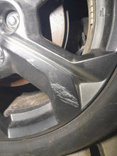 Laden Sie das Bild in den Galerie-Viewer, 1x Alufelge 18 Zoll 7.0&quot; 5x114.3 45ET Mazda Mx-30 Rim Wheel