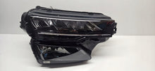 Laden Sie das Bild in den Galerie-Viewer, Frontscheinwerfer Skoda Karoq 57B941010 LED Rechts Scheinwerfer Headlight SCH9290773639mr
