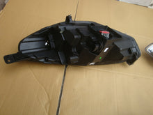 Laden Sie das Bild in den Galerie-Viewer, Frontscheinwerfer Ford Fiesta Full LED Ein Stück (Rechts oder Links) Headlight SCH3052776844au