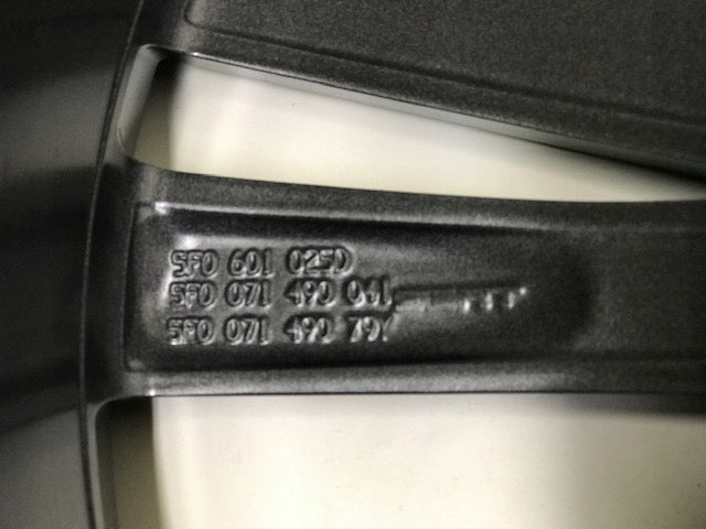 1x Alufelge 18 Zoll 7.5" 5x112 51ET Glanz Graphit 5F0601025 Seat Rim Wheel FEL2832627574az