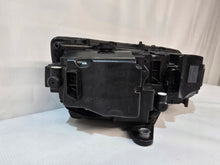 Laden Sie das Bild in den Galerie-Viewer, Frontscheinwerfer Skoda Octavia III 5E1941017E Links Scheinwerfer Headlight SCH7969272809jb