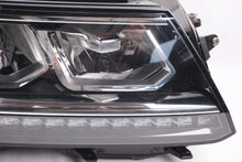 Laden Sie das Bild in den Galerie-Viewer, Frontscheinwerfer VW Tiguan 5NB941036D 0301101232 LED Rechts Headlight