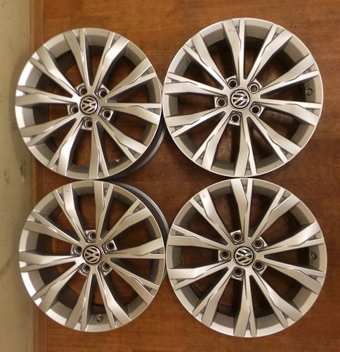 4x Alufelge 17 Zoll 7.0" 5x112 40ET Glanz Silber 5NA601025 VW Tiguan Rim Wheel FEL3212489459zl