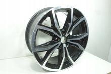 Laden Sie das Bild in den Galerie-Viewer, 1x Alufelge 18 Zoll 7.0&quot; 5x100 39ET 2GM601025F VW T-Cross Rim Wheel
