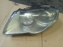 Laden Sie das Bild in den Galerie-Viewer, Frontscheinwerfer VW Passat 89315530 4L0907391 Links Scheinwerfer Headlight SCH2667510309qf