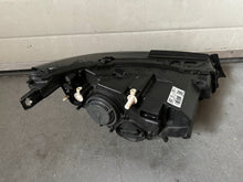 Laden Sie das Bild in den Galerie-Viewer, Frontscheinwerfer BMW I3 7398519 Links Scheinwerfer Headlight