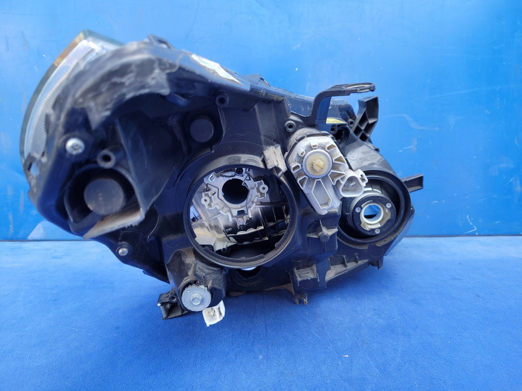 Frontscheinwerfer Toyota Verso 81150-0F100-00 81150-0F100 Xenon Links Headlight SCH6976454209pk