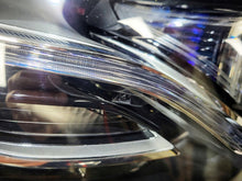 Laden Sie das Bild in den Galerie-Viewer, Frontscheinwerfer Mercedes-Benz W213 A2139061804 LED Rechts Headlight SCH6666003474gf