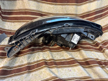 Laden Sie das Bild in den Galerie-Viewer, Frontscheinwerfer Renault Clio V 260607647 Full LED Links Scheinwerfer Headlight SCH9059906154cy