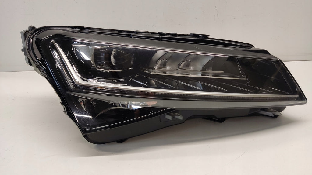 Frontscheinwerfer Skoda Superb III 3V1941016D LED Rechts Scheinwerfer Headlight