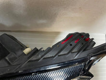 Laden Sie das Bild in den Galerie-Viewer, Frontscheinwerfer Dacia Sandero III 260607161R LED Links Scheinwerfer Headlight