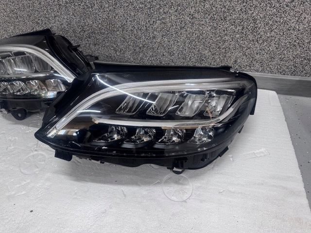 Frontscheinwerfer Mercedes-Benz W205 A2059067905 A2059068005 Ein Satz Headlight SCH5578934745zj