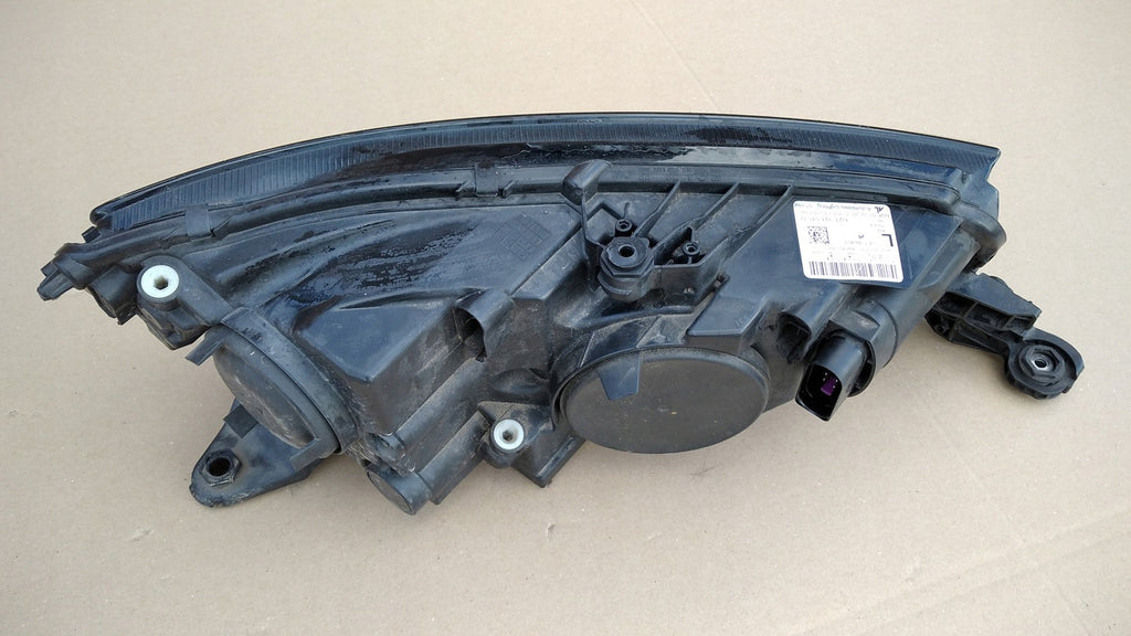 Frontscheinwerfer Skoda Fabia III 6V1941015D Links Scheinwerfer Headlight