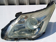 Laden Sie das Bild in den Galerie-Viewer, Frontscheinwerfer Toyota Avensis Links Scheinwerfer Headlight SCH5006412694ee