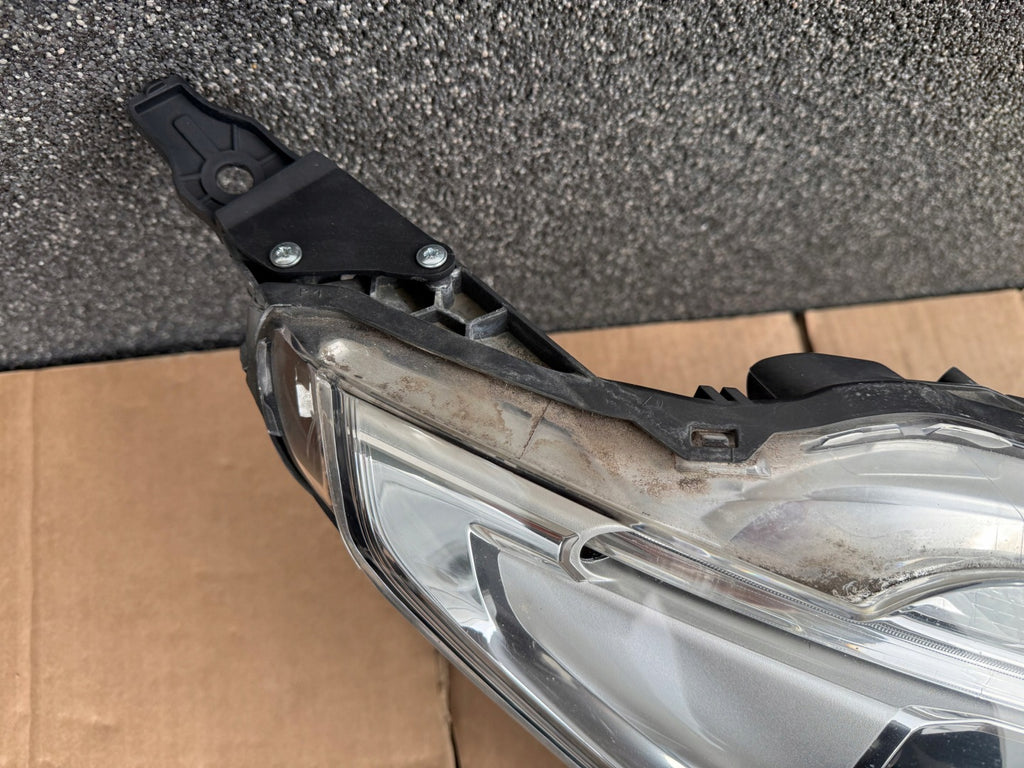 Frontscheinwerfer Peugeot 208 9810805880 Rechts Scheinwerfer Headlight SCH9412005649mv
