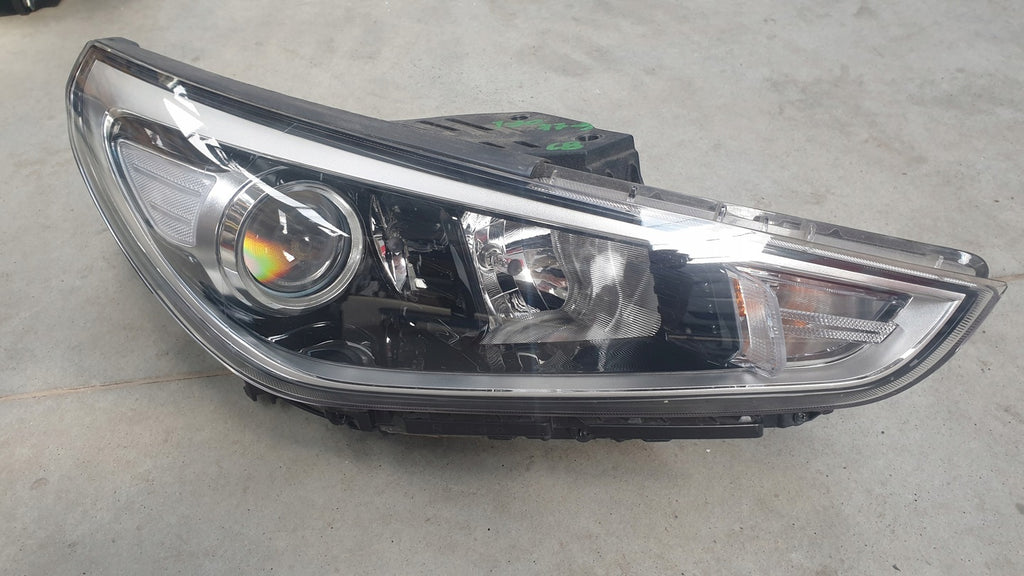 Frontscheinwerfer Hyundai I30 R009021W92 Rechts Scheinwerfer Headlight