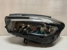Laden Sie das Bild in den Galerie-Viewer, Frontscheinwerfer Mercedes-Benz W247 A2479060904 LED Links Headlight SCH5547258748aw