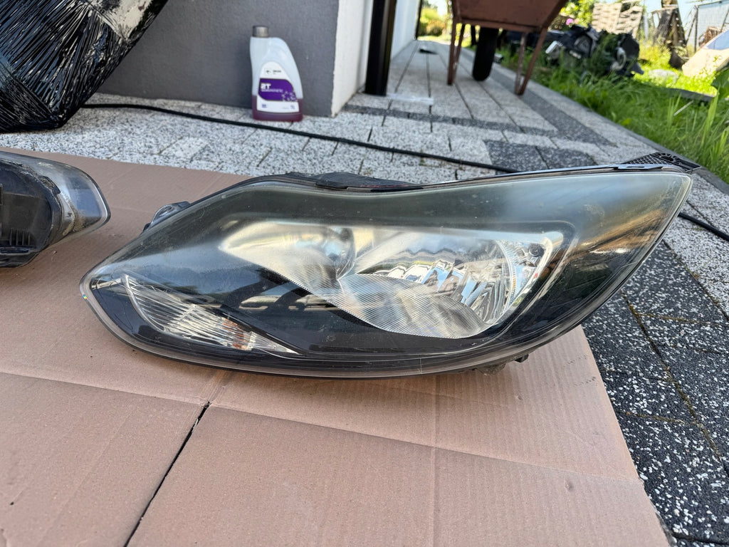 Frontscheinwerfer Ford Focus Ein Stück (Rechts oder Links) Headlight SCH6053525796zq