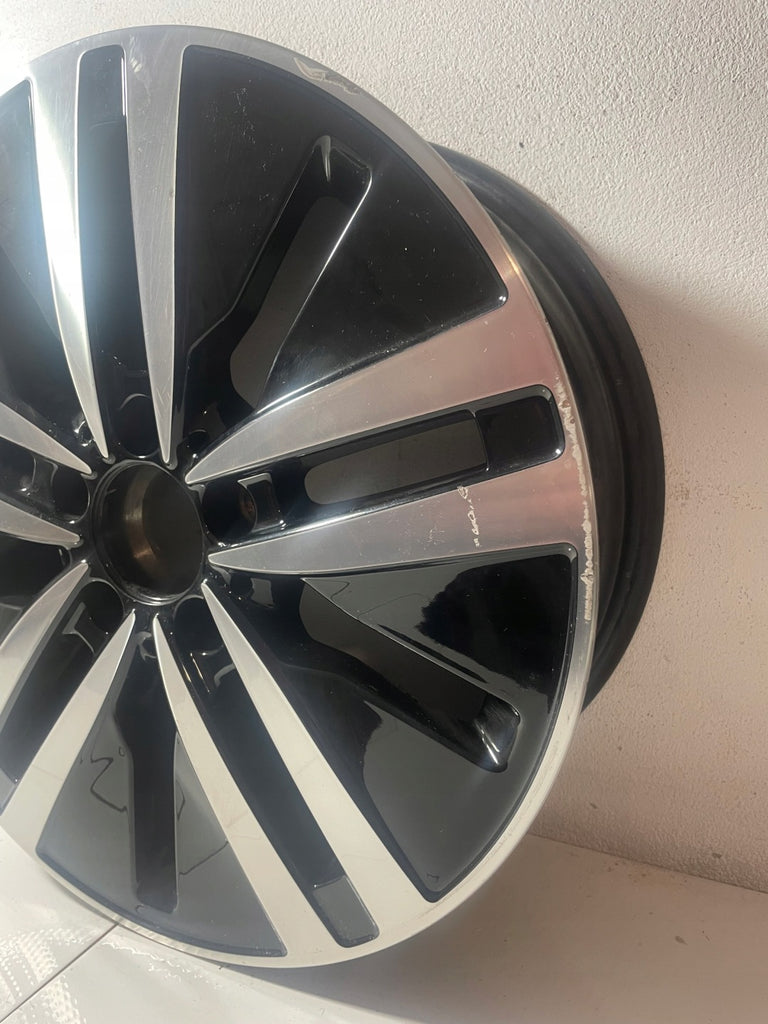 1x Alufelge 17 Zoll 6.5" 5x112 44ET Glanz Schwarz A1774010200 Mercedes-Benz W177 FEL5162464570cx
