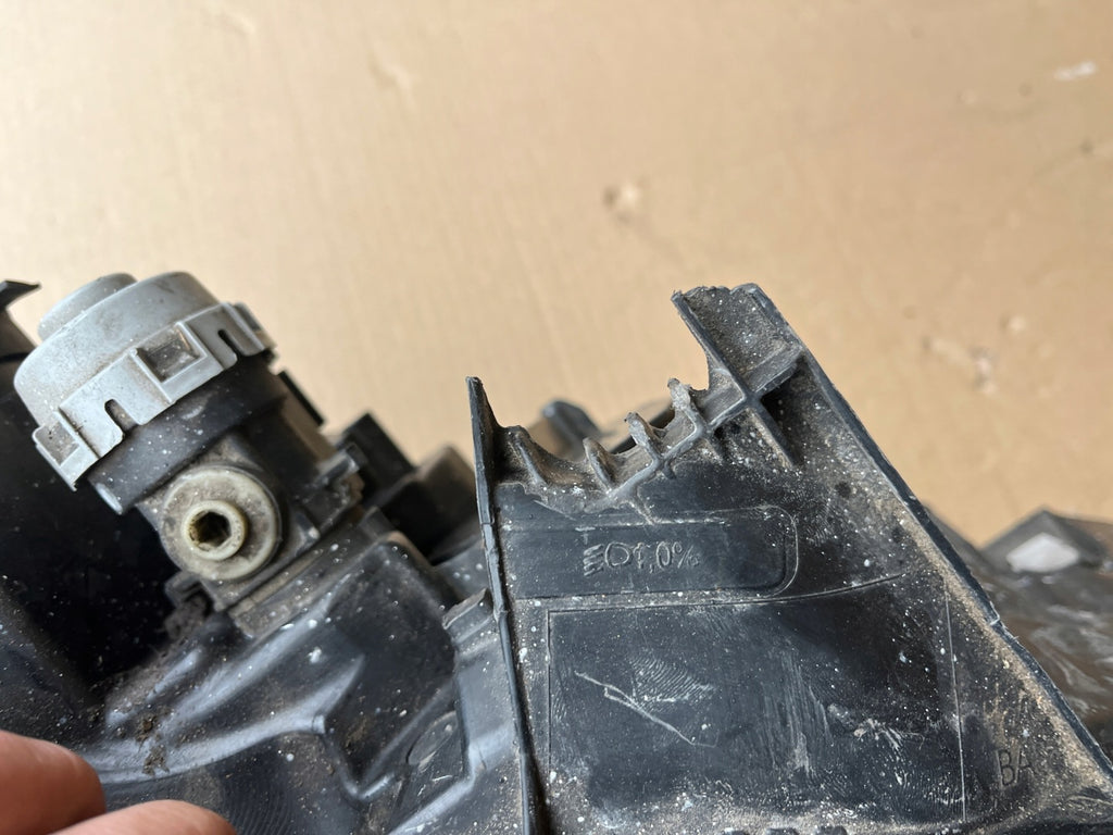 Frontscheinwerfer Renault Laguna III 89034934 Rechts Scheinwerfer Headlight SCH6006391505rf