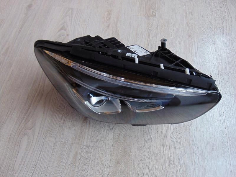 Frontscheinwerfer Mercedes-Benz W247 A2479062603 LED Rechts Headlight