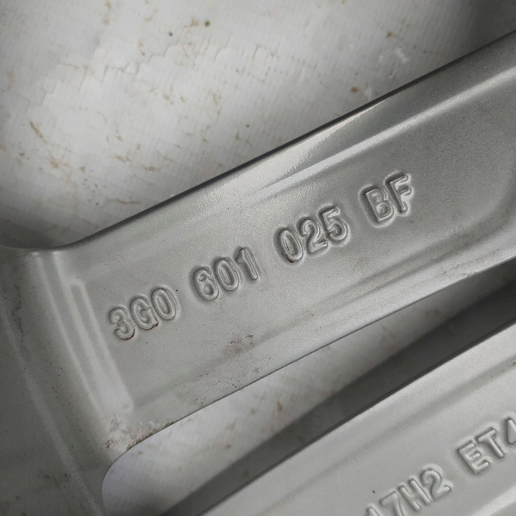 1x Alufelge 17 Zoll 7.0" 5x112 40ET Glanz Silber 3G0601025BF VW Passat B8 FEL9123915929au