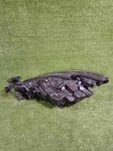 Laden Sie das Bild in den Galerie-Viewer, Frontscheinwerfer Mazda 6 Gj CSC28632 Rechts Scheinwerfer Headlight SCH9867416777tr