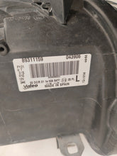 Laden Sie das Bild in den Galerie-Viewer, Frontscheinwerfer BMW 1 E81 E82 E87 89311159 Xenon Links Scheinwerfer Headlight