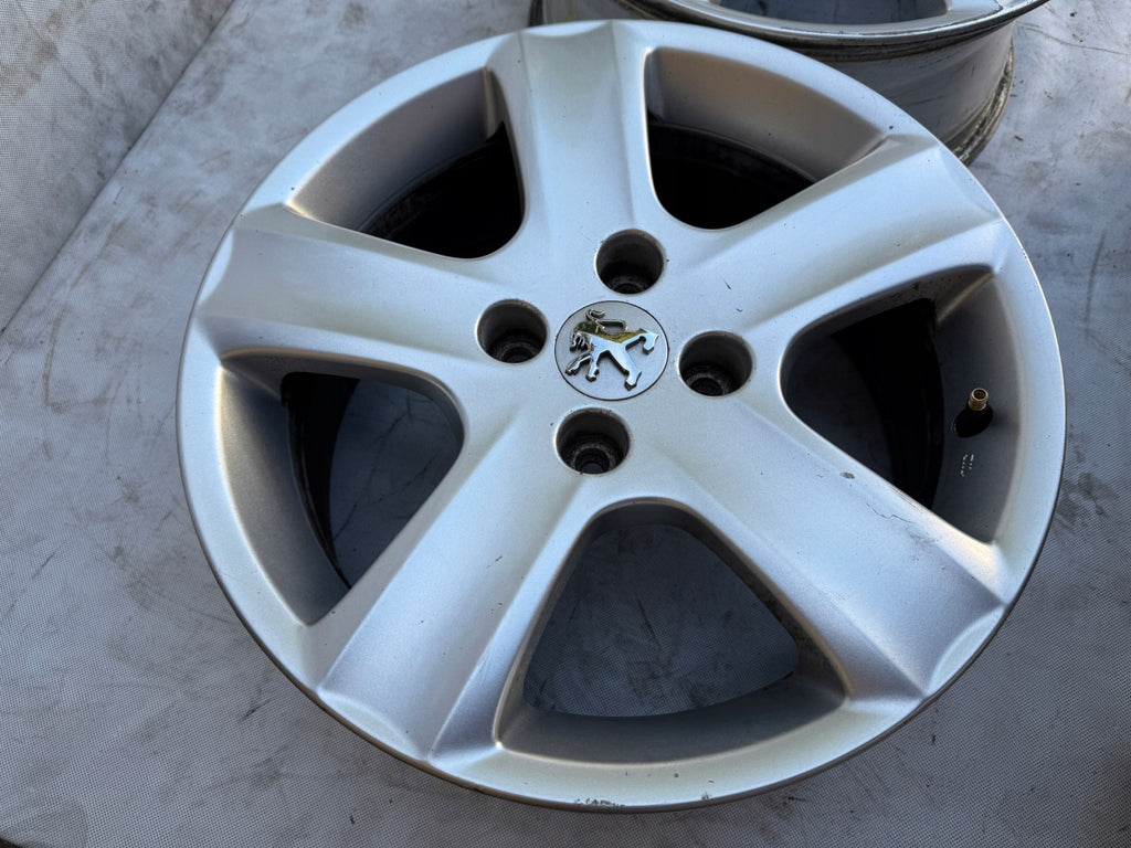 1x Alufelge 16 Zoll 6.5" 4x108 31ET Glanz Silber Peugeot Rim Wheel FEL3375321335nf