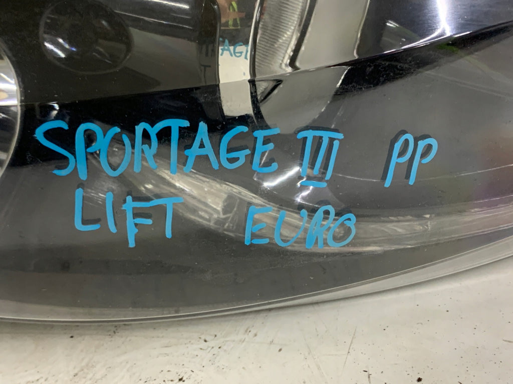 Frontscheinwerfer Kia Sportage Rechts Scheinwerfer Headlight SCH6139354040dy