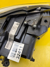Laden Sie das Bild in den Galerie-Viewer, Frontscheinwerfer BMW 3 E91 E90 Links Scheinwerfer Headlight SCH9769660299fh